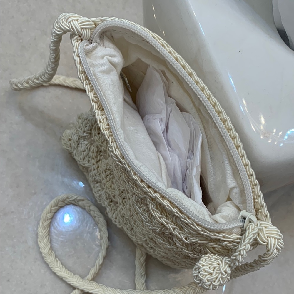 Cream Crochet Shoulder Bag - Picture 4 of 5